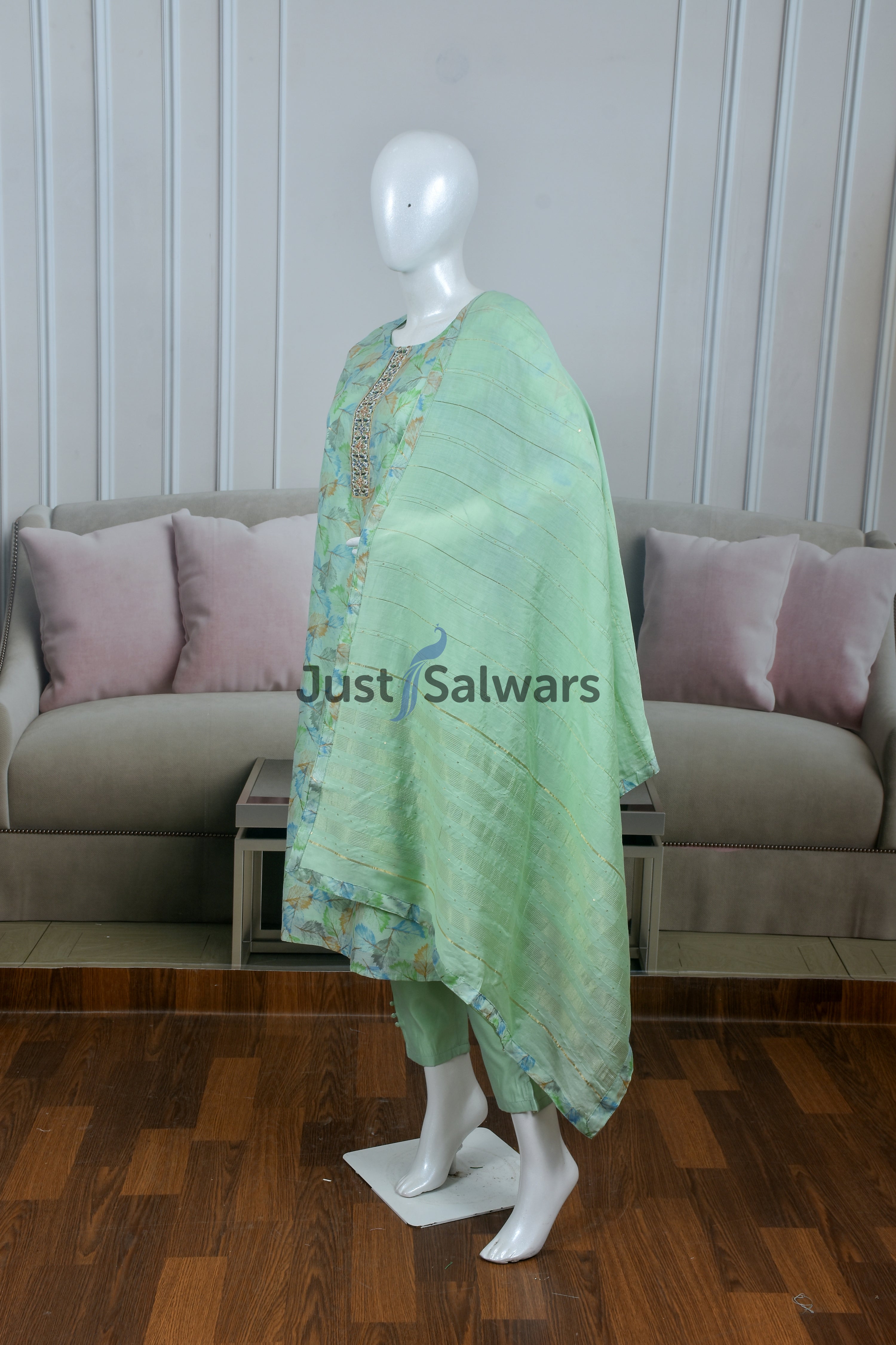 Stunning Green  Color Silk Cotton